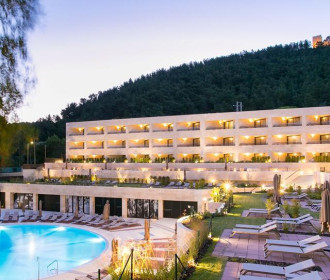 Hotel Four Points By Sheraton Sesimbra